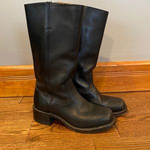 Frye Women Campus boots